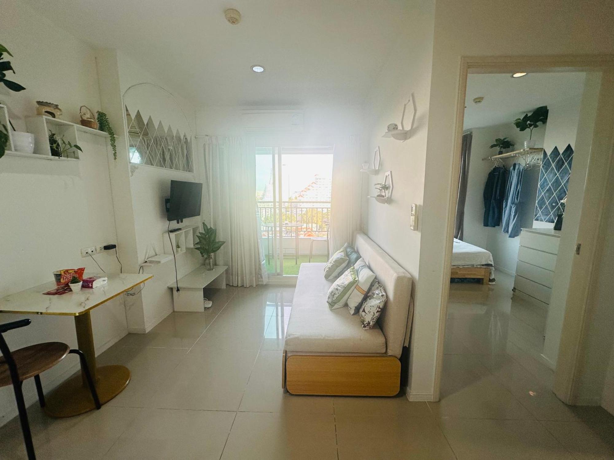 Seaview Beach Room Lumpini-Pool And Gym Face To Ocean Джомтьєн-Біч Екстер'єр фото