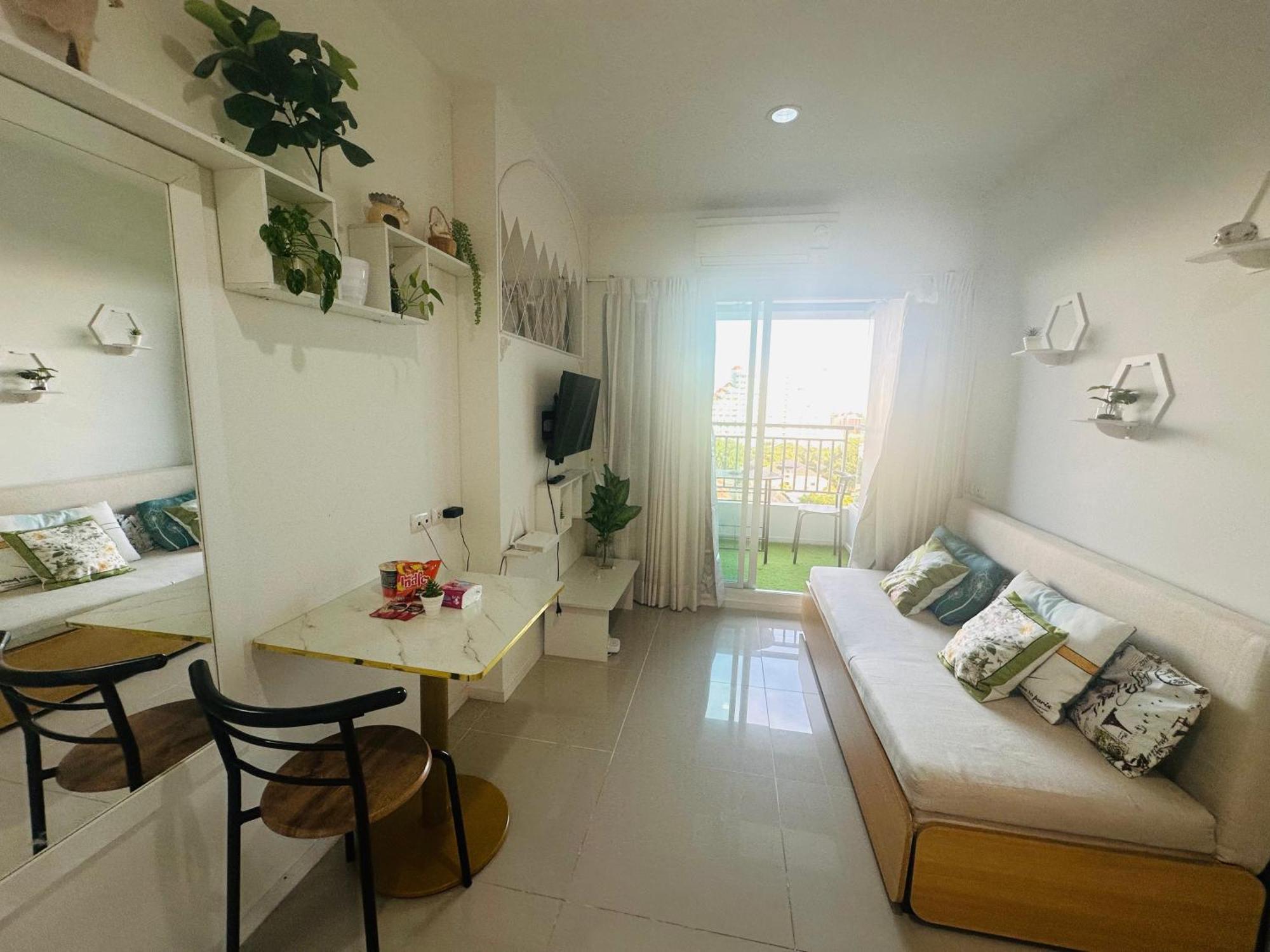 Seaview Beach Room Lumpini-Pool And Gym Face To Ocean Джомтьєн-Біч Екстер'єр фото